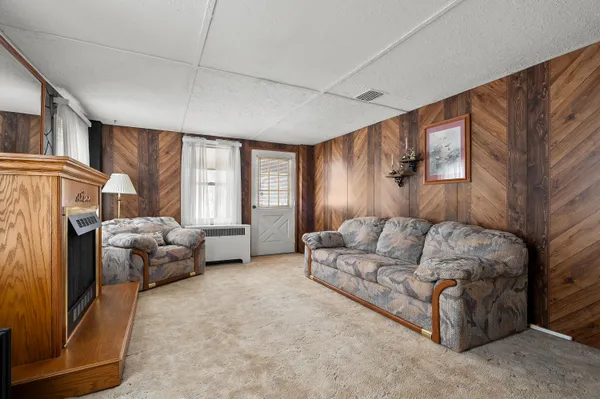 $175,000 | 1170 West Bridge Street, Plainwell, MI 49080