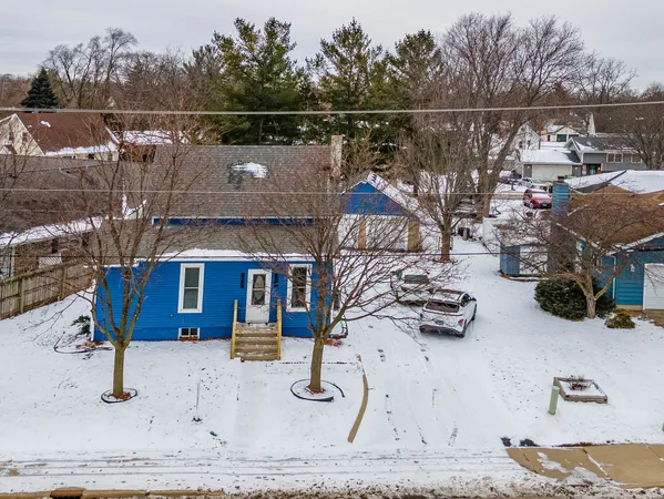$340,000 | 214 South Prospect Street, Marengo, IL 60152