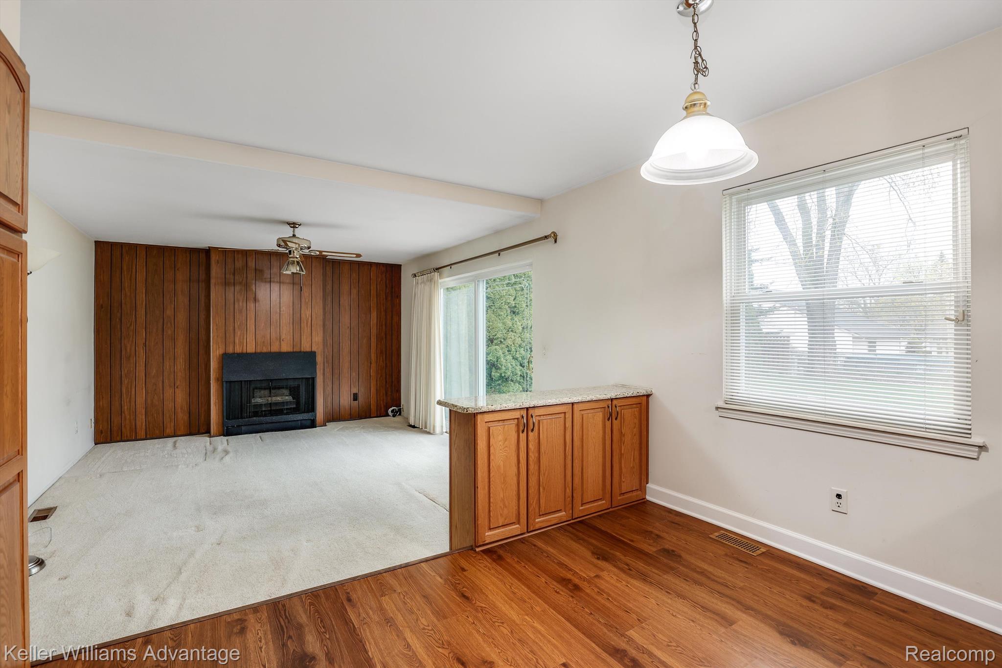 42526 Park Ridge Road Novi, MI 48375 - Photo 5 of 23 Breakfast nook