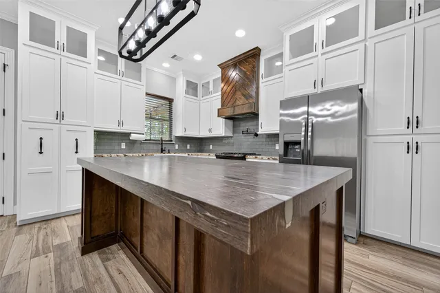 $850,000 | 12322 High Fire Road, Montgomery, TX 77356