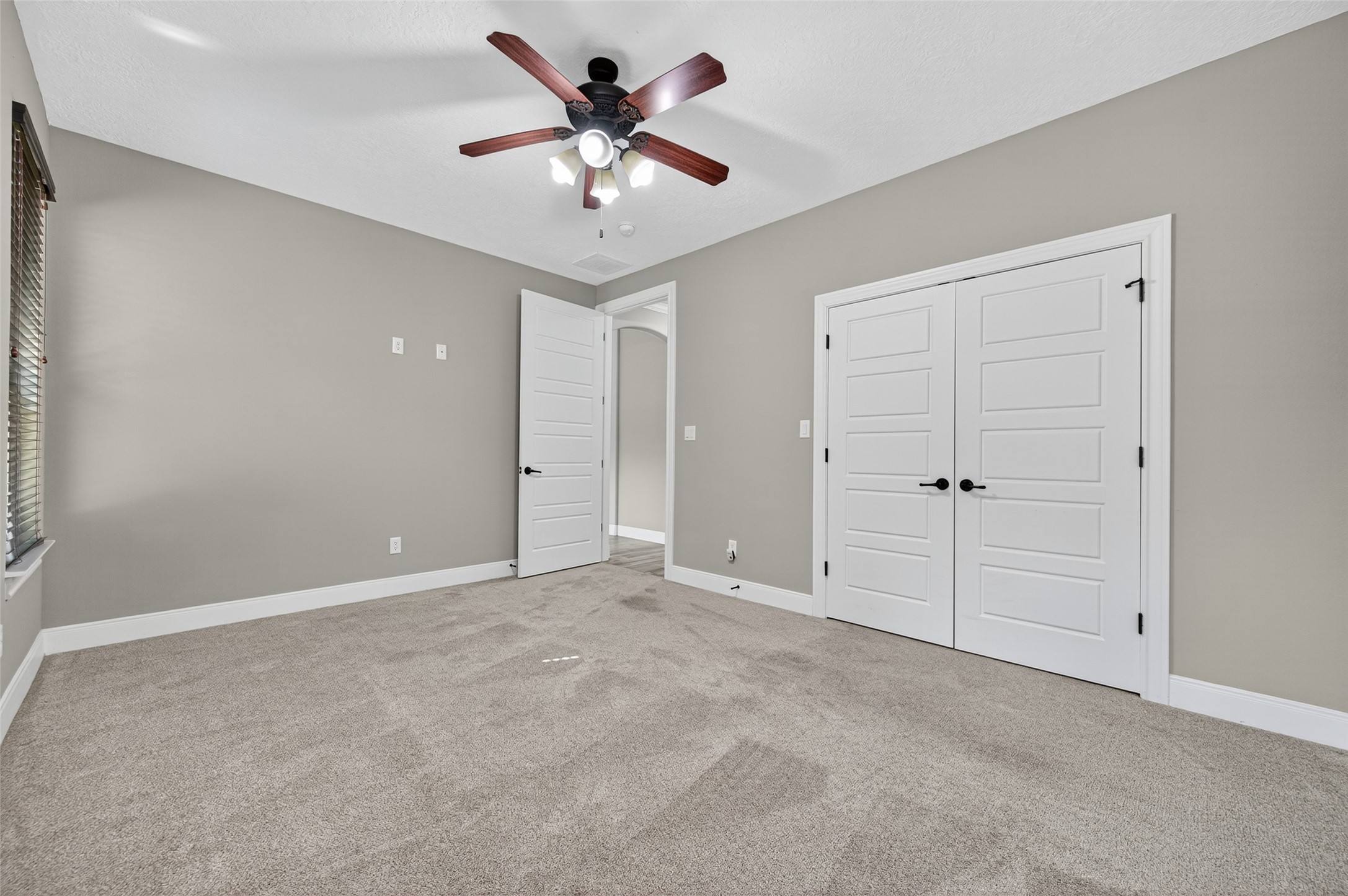 12322 High Fire Road Montgomery, TX 77356 - Photo 24 of 45 Double door closet!