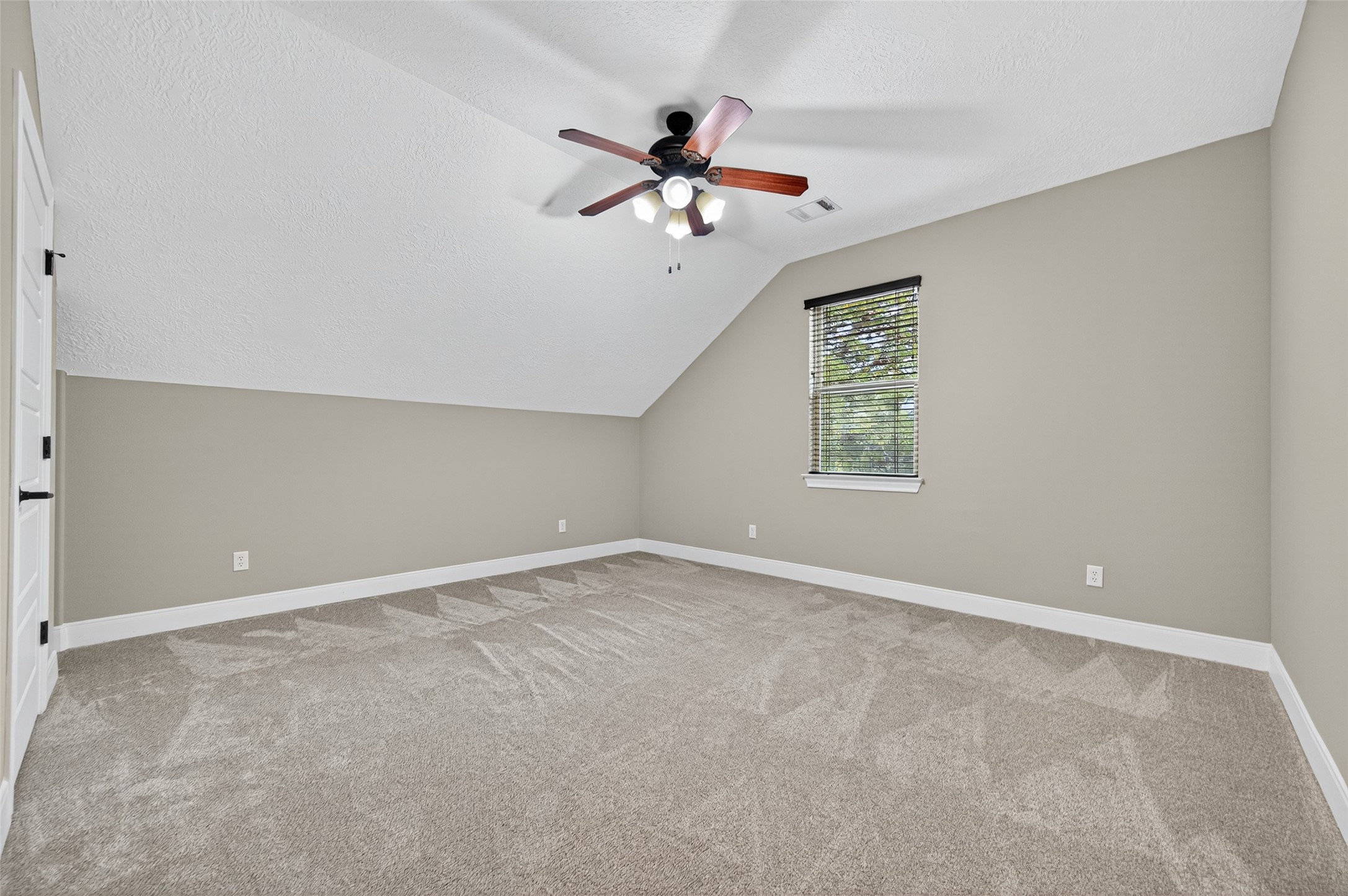 12322 High Fire Road Montgomery, TX 77356 - Photo 32 of 45 Secluded bedroom on the second floor.
