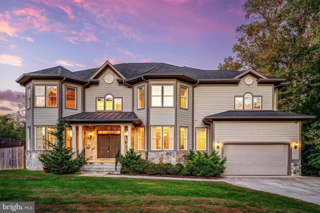 $9,000 | 829 Golden Arrow Street, Great Falls, VA 22066