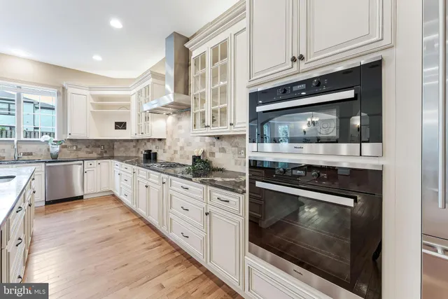 $9,000 | 829 Golden Arrow Street, Great Falls, VA 22066