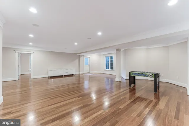 $9,000 | 829 Golden Arrow Street, Great Falls, VA 22066