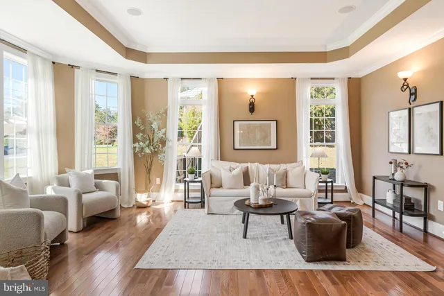 $9,000 | 829 Golden Arrow Street, Great Falls, VA 22066