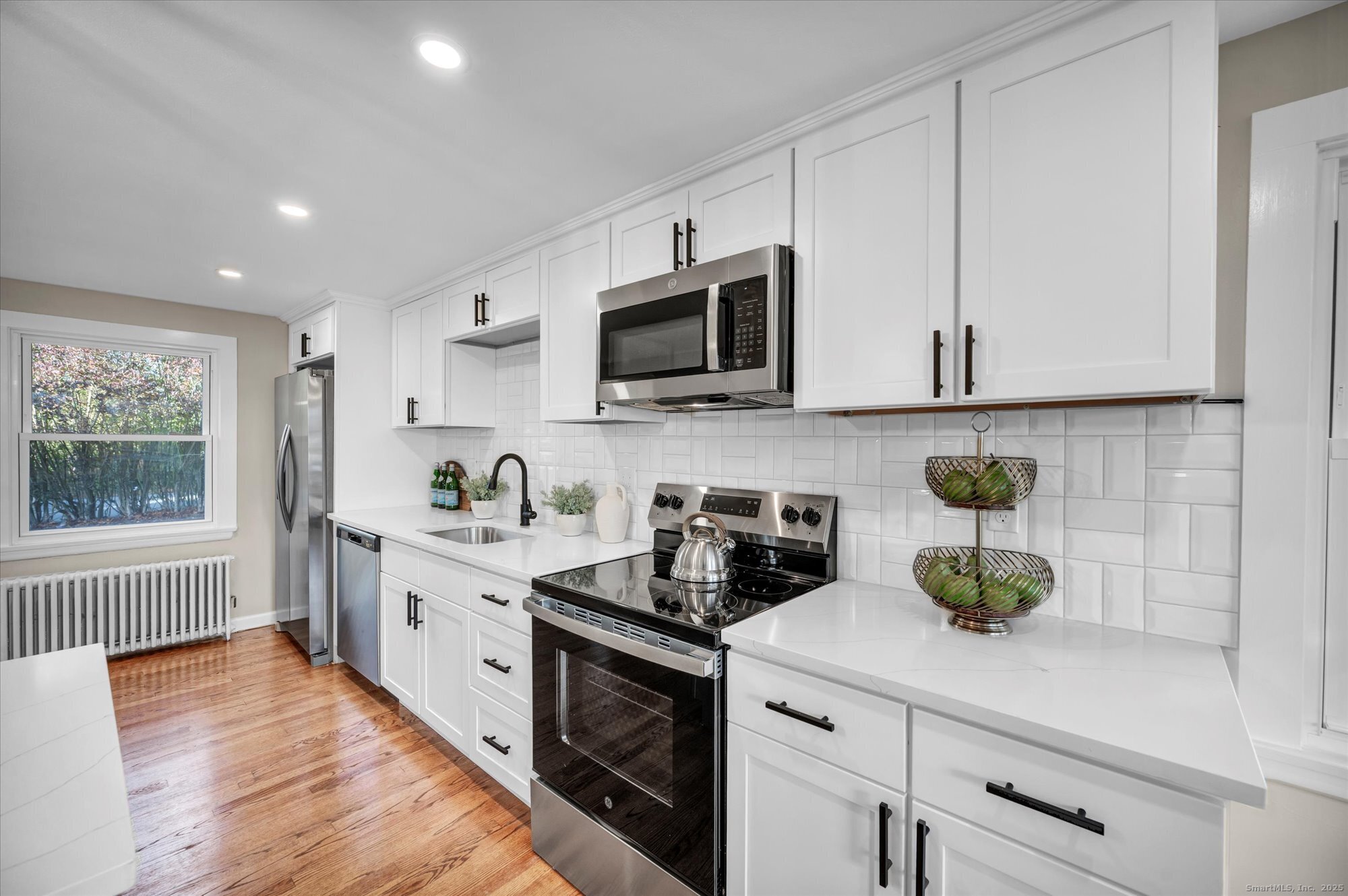 31 Lucas Park Road Norwich, CT 06360 - Photo 12 of 37