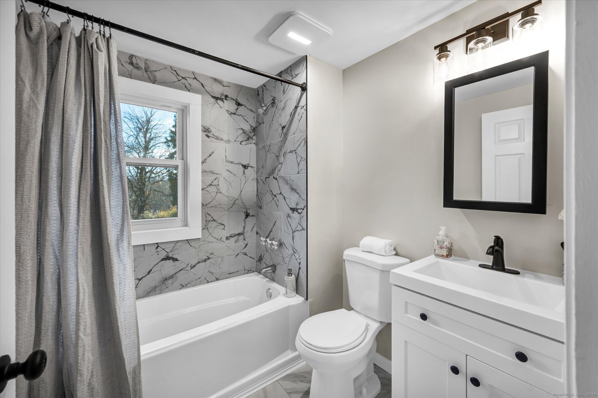 31 Lucas Park Road Norwich, CT 06360 - Photo 20 of 37