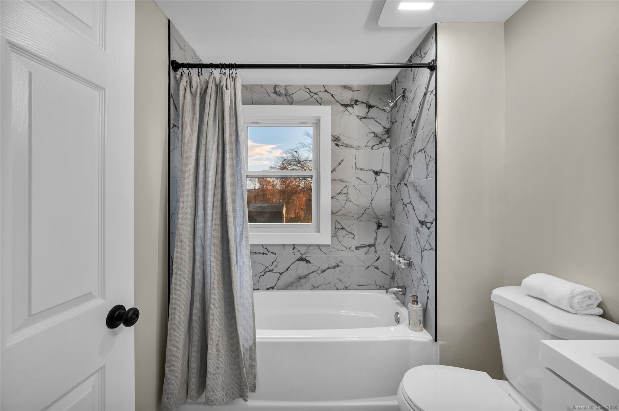 31 Lucas Park Road Norwich, CT 06360 - Photo 21 of 37