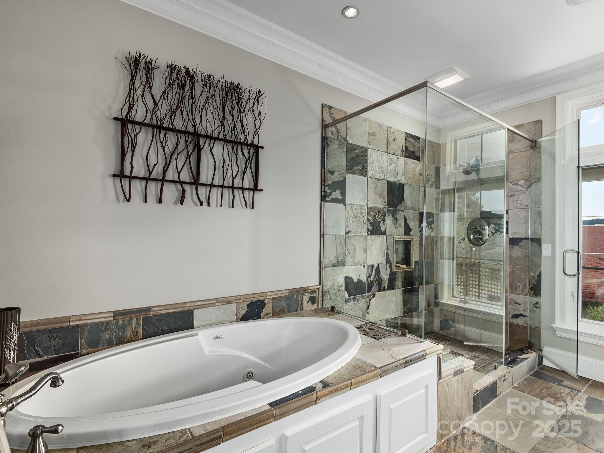 288 Macon Avenue, Unit 308 Asheville, NC 28804 - Photo 13 of 18