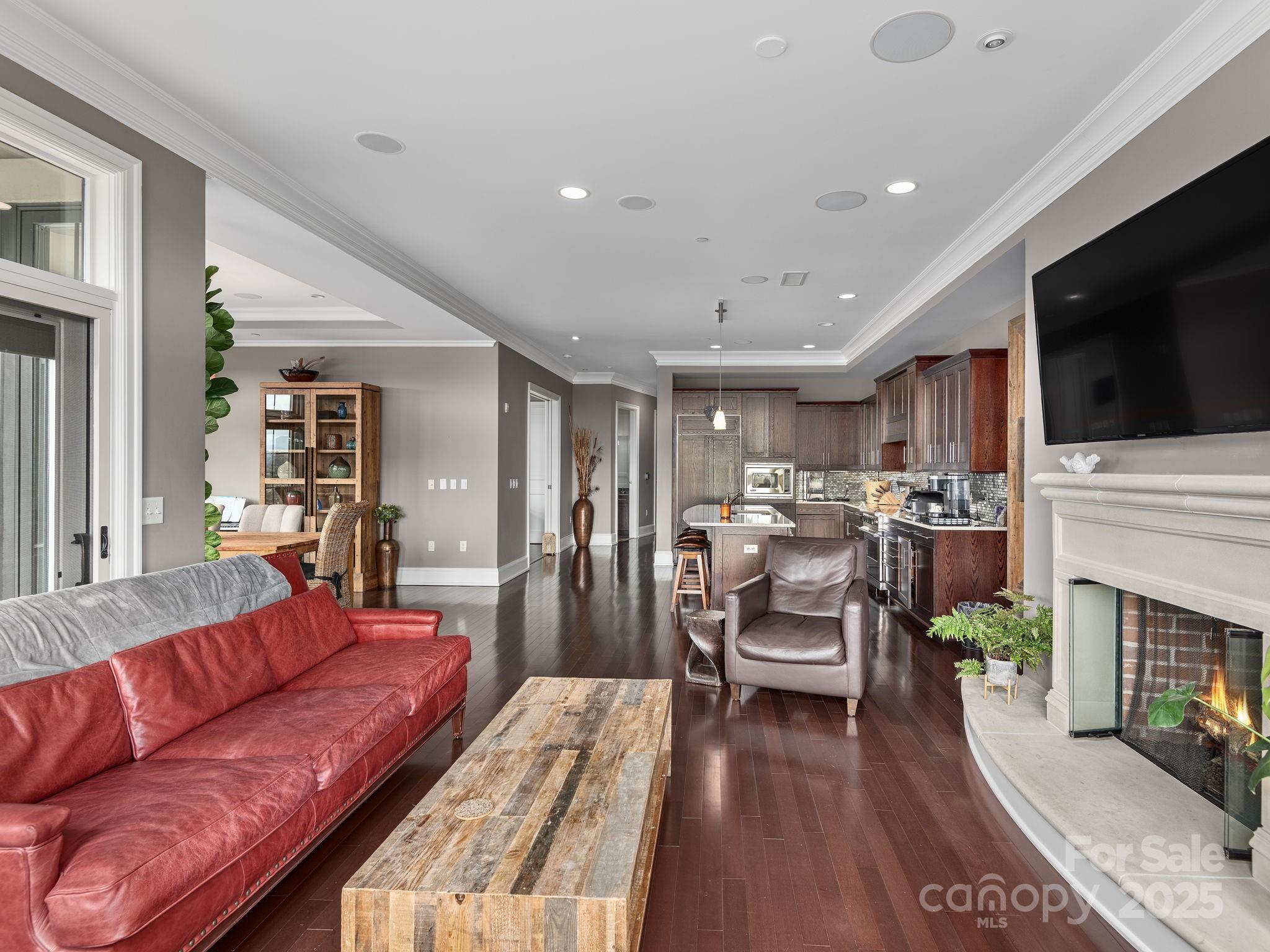 288 Macon Avenue, Unit 308 Asheville, NC 28804 - Photo 3 of 18