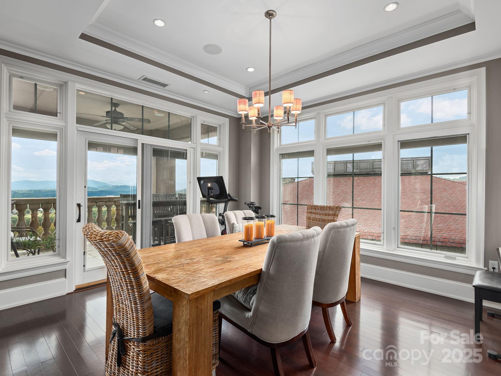 288 Macon Avenue, Unit 308 Asheville, NC 28804 - Photo 4 of 18