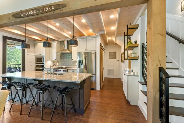 $1,050,000 | 137 Kilmoore Lane, Hayesville, NC 28904