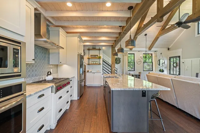 $1,050,000 | 137 Kilmoore Lane, Hayesville, NC 28904