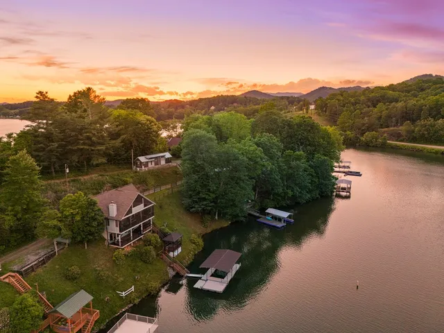 $1,050,000 | 137 Kilmoore Lane, Hayesville, NC 28904