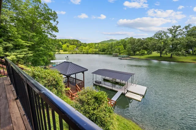 $1,050,000 | 137 Kilmoore Lane, Hayesville, NC 28904