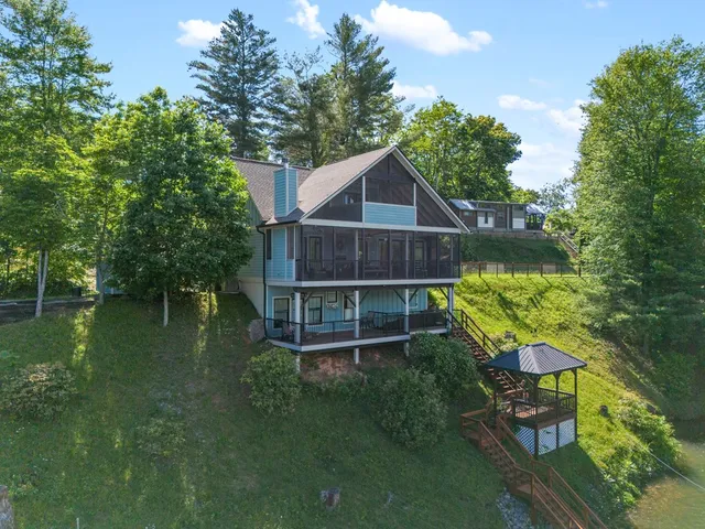 $1,050,000 | 137 Kilmoore Lane, Hayesville, NC 28904