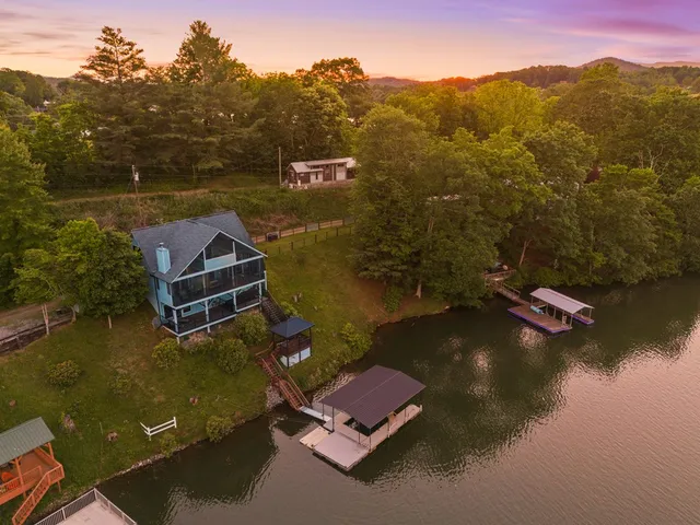 $1,050,000 | 137 Kilmoore Lane, Hayesville, NC 28904