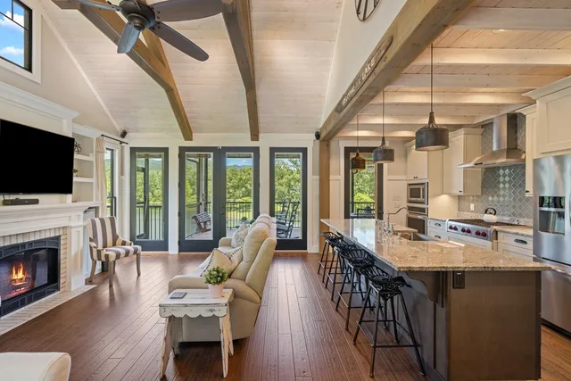 $1,050,000 | 137 Kilmoore Lane, Hayesville, NC 28904