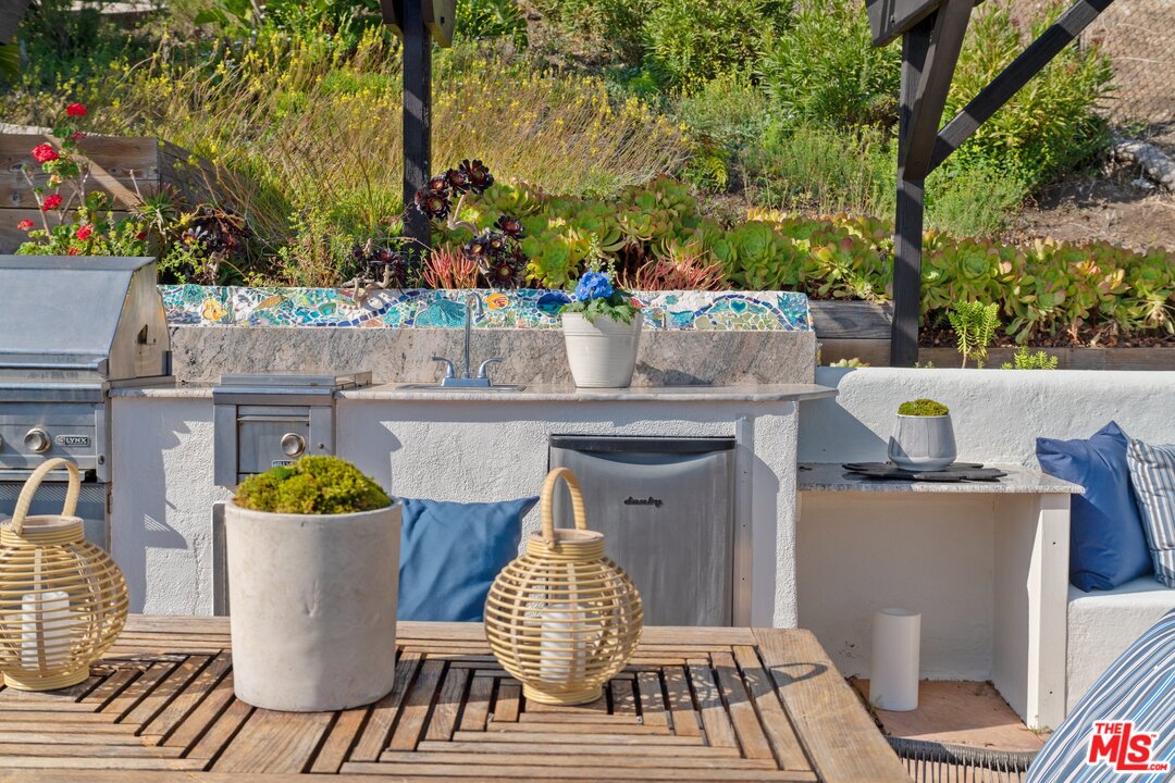 31131 Bailard Road Malibu, CA 90265 - Photo 37 of 44