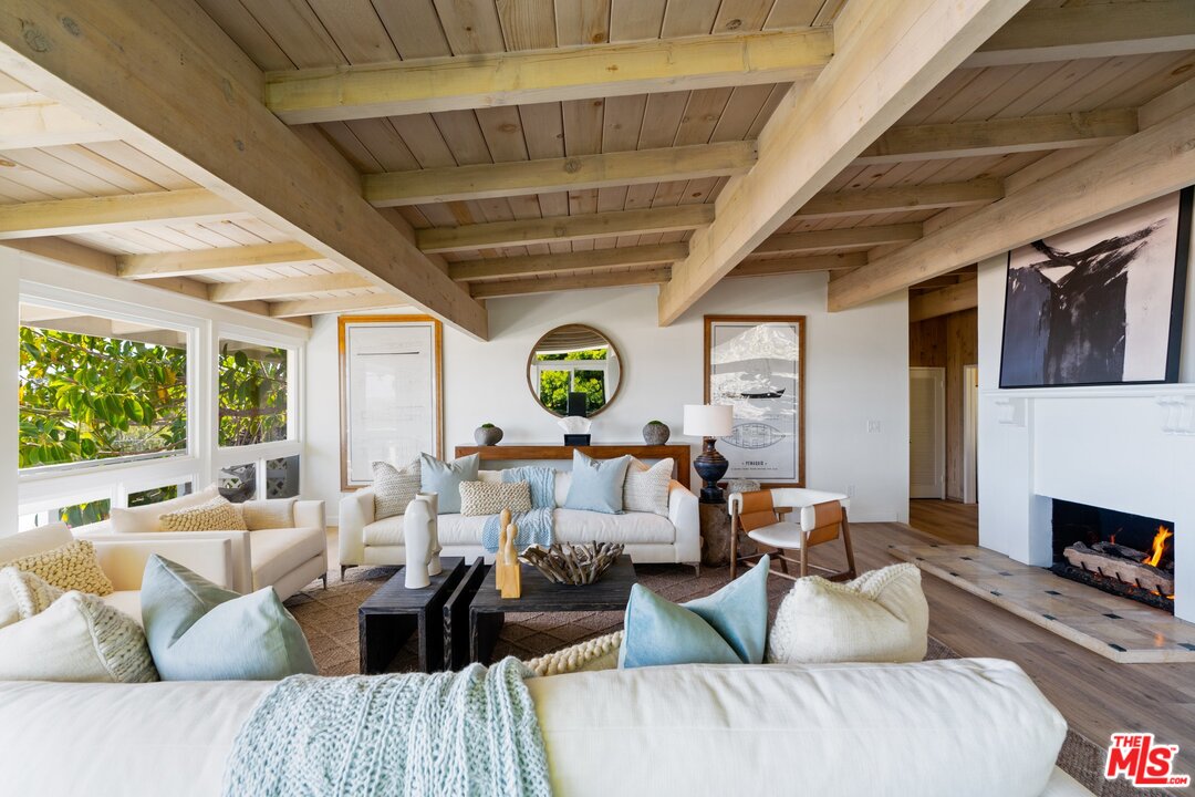 31131 Bailard Road Malibu, CA 90265 - Photo 5 of 44