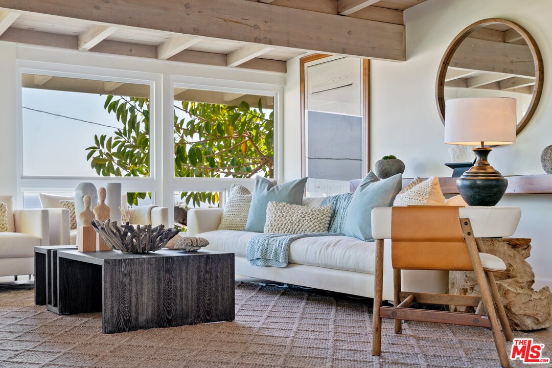 31131 Bailard Road Malibu, CA 90265 - Photo 10 of 44