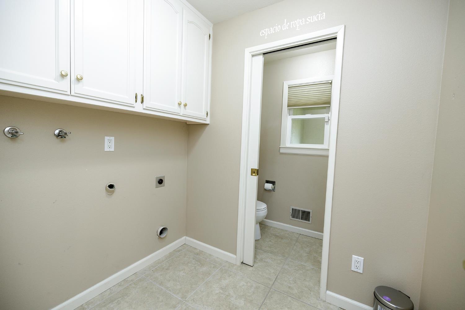 1001 Winsted Lane Modesto, CA 95355 - Photo 24 of 45 a view of cabinets