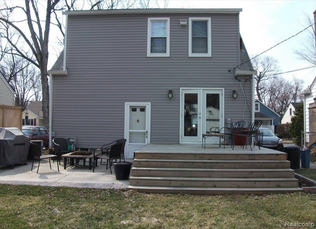 960 Harvard Road Berkley, MI 48072 - Photo 16 of 17 Rear Elevation