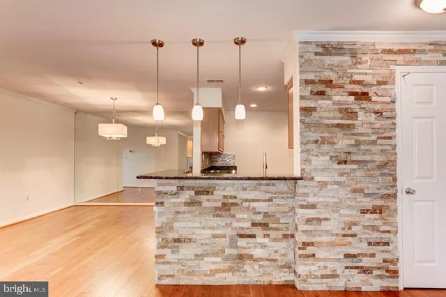 $2,400 | 6101 Wigmore Lane, Unit C, Alexandria, VA 22315