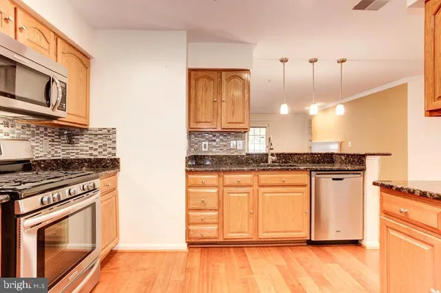 $2,400 | 6101 Wigmore Lane, Unit C, Alexandria, VA 22315