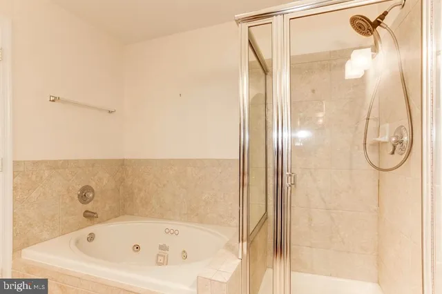 $2,400 | 6101 Wigmore Lane, Unit C, Alexandria, VA 22315