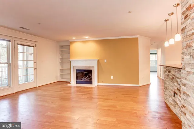 $2,400 | 6101 Wigmore Lane, Unit C, Alexandria, VA 22315