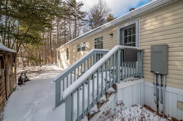 $220,000 | 15 Lighthouse Lane, Moultonborough, NH 03254