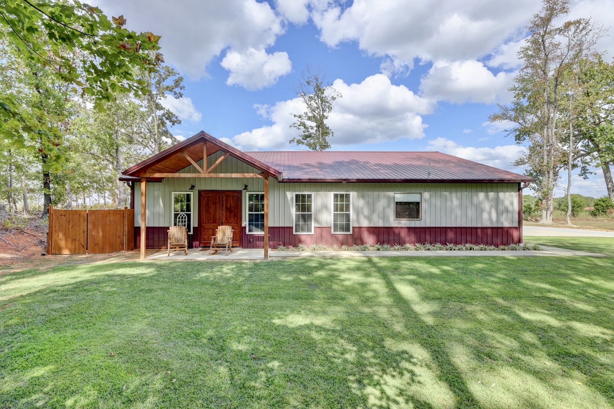 150 7 Mile Ridge Road Indian Mound, TN 37079 - Photo 1 of 72