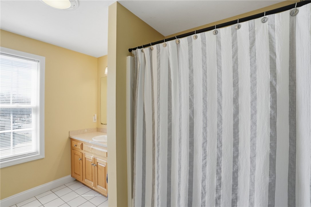 272 Cass Avenue, Unit 3 Woonsocket, RI 02895 - Photo 35 of 42