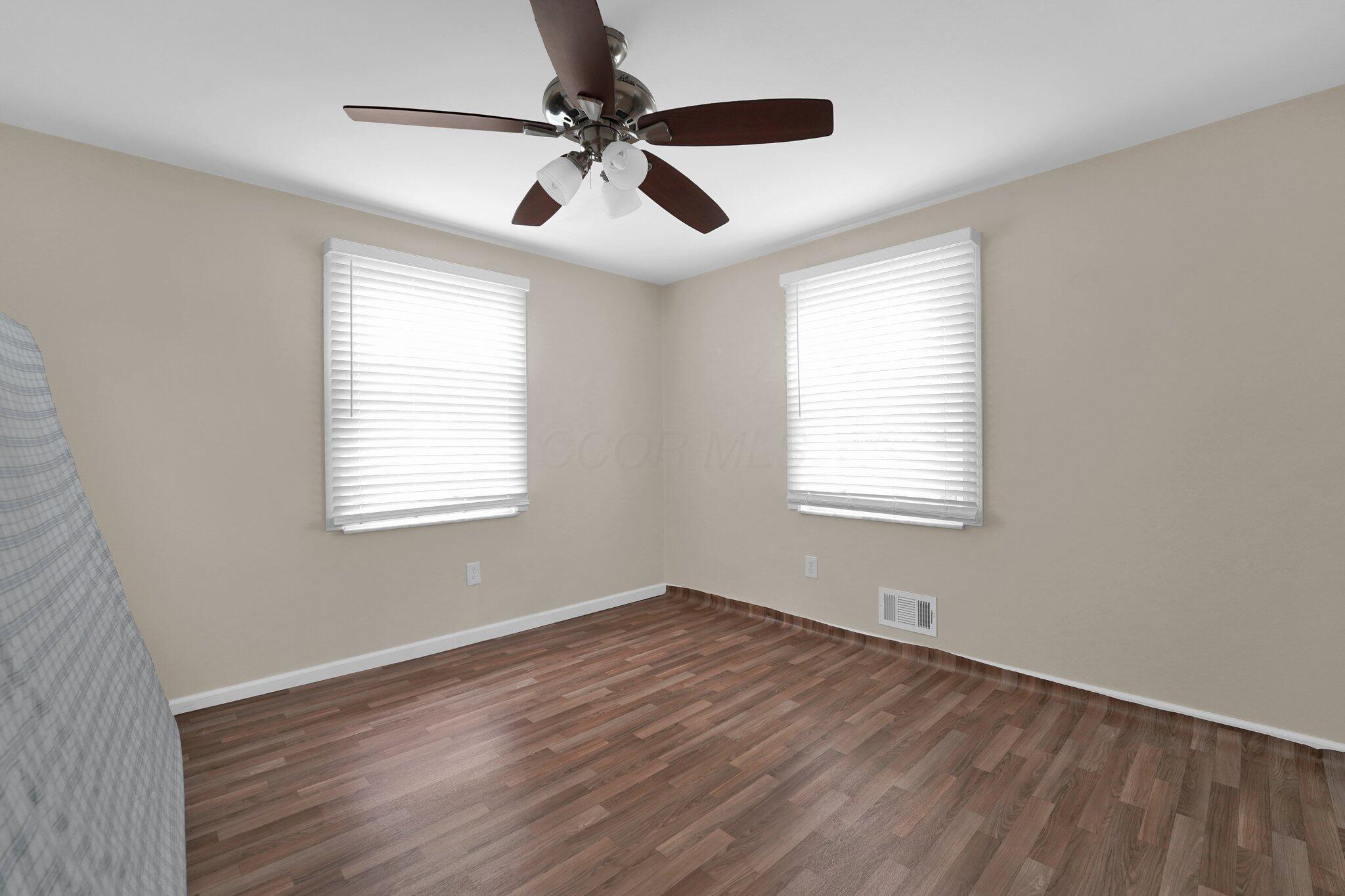 5738 Beechcroft Road, Unit L Columbus, OH 43229 - Photo 16 of 25 16-web-or-mls-5738-beechcroft-rd-unit-l