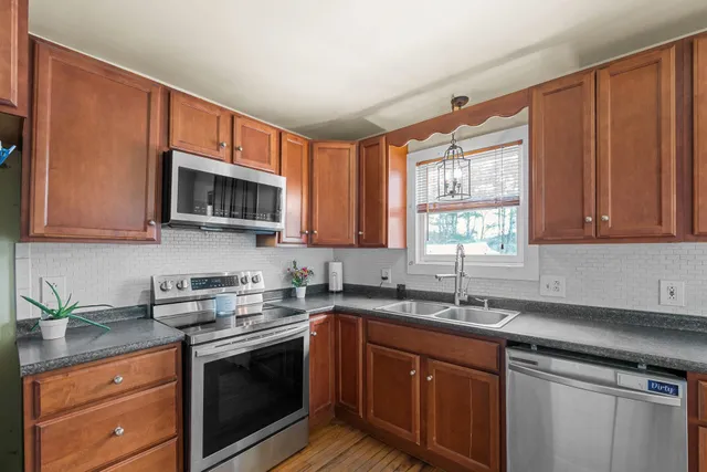 $325,000 | 43 Davis Street, Claremont, NH 03743