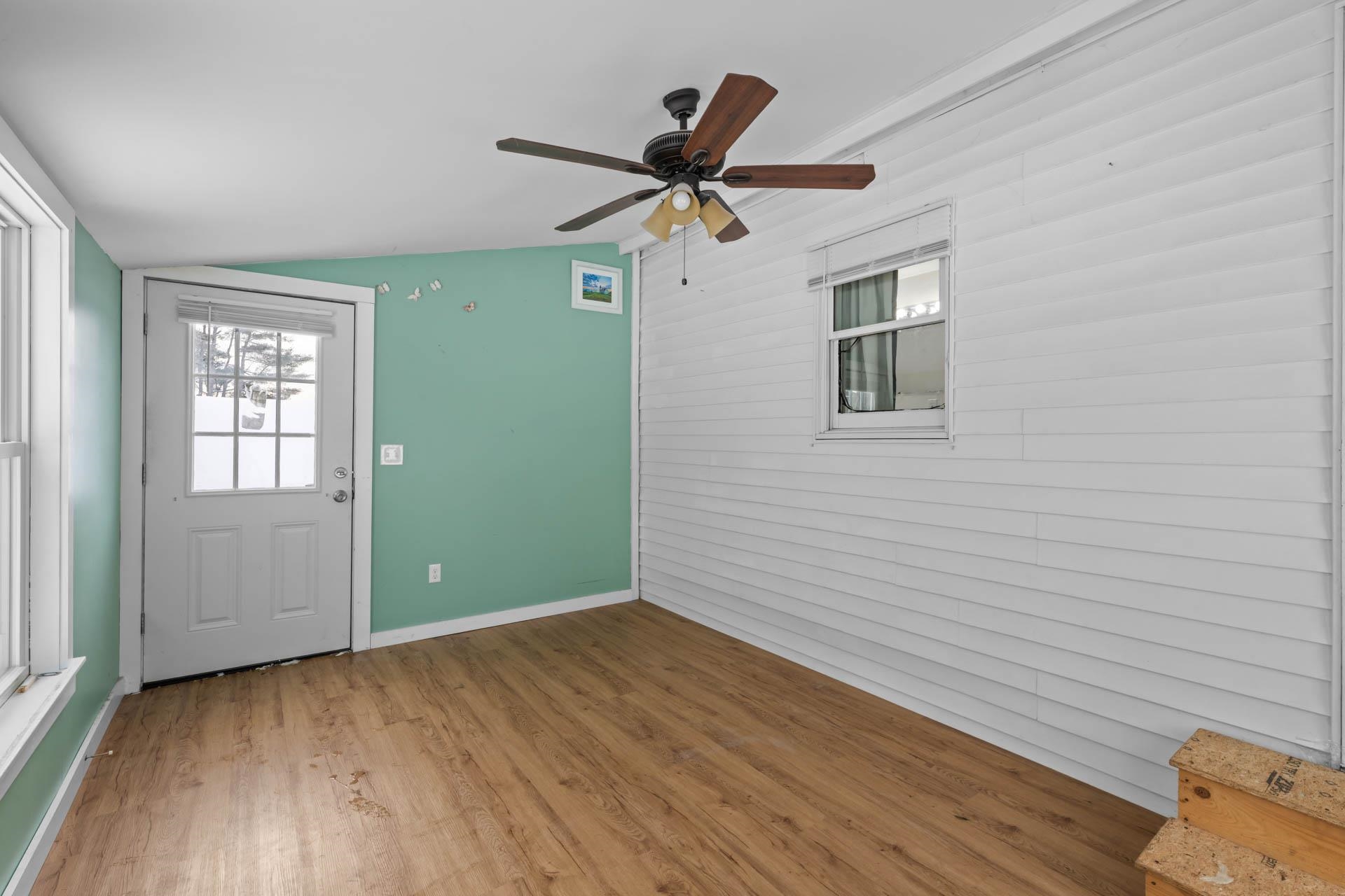 43 Davis Street Claremont, NH 03743 - Photo 16 of 34