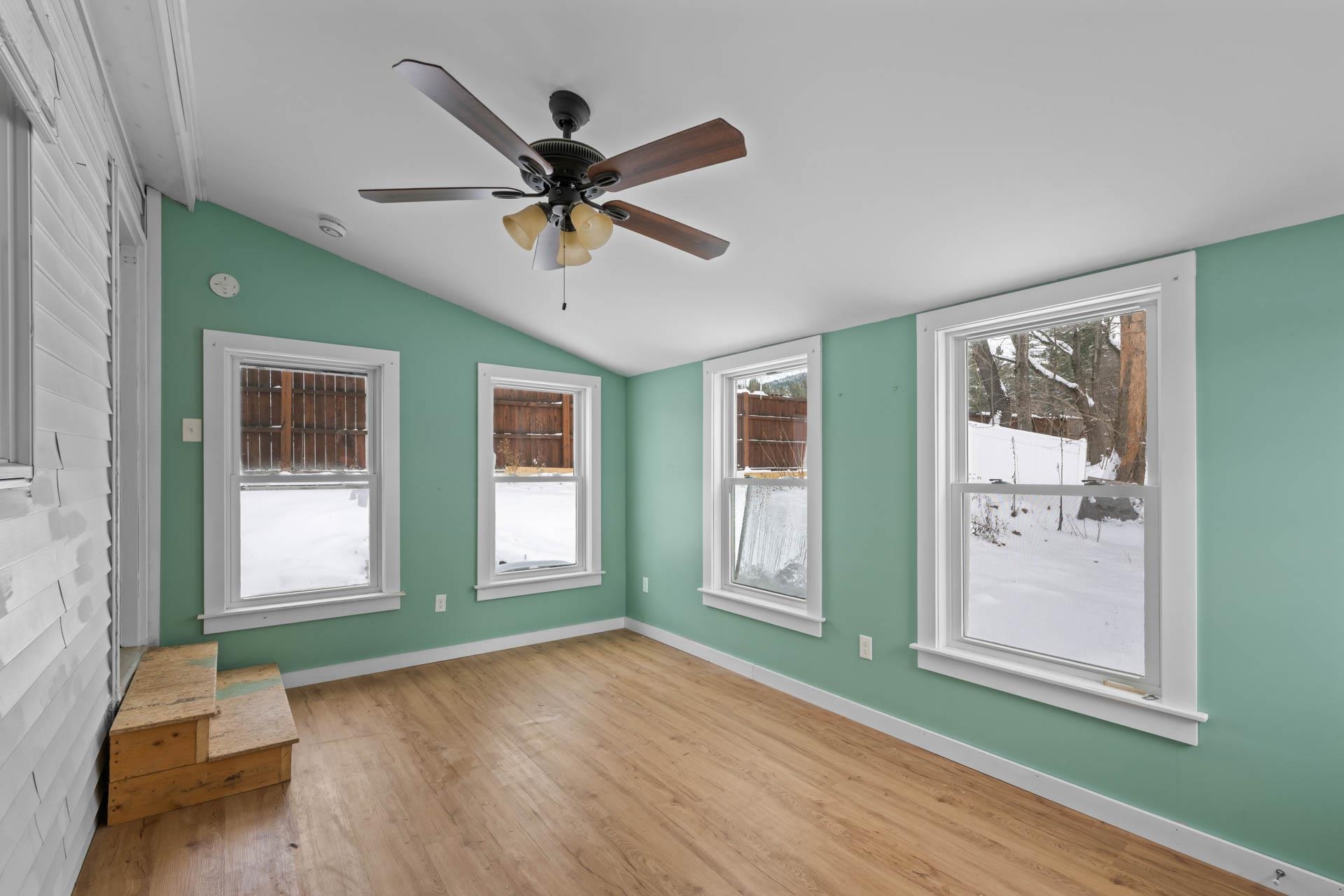 43 Davis Street Claremont, NH 03743 - Photo 17 of 34