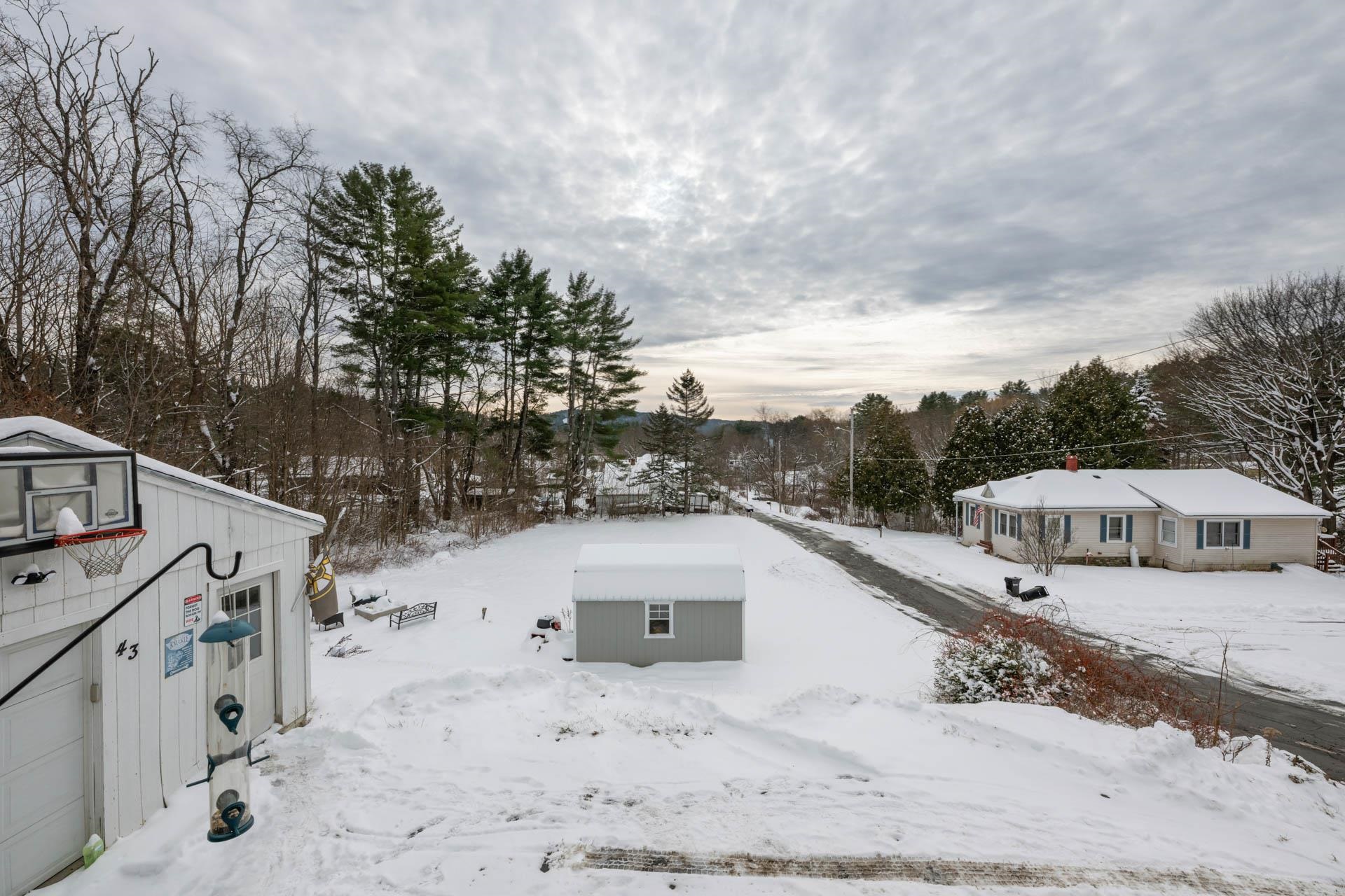 43 Davis Street Claremont, NH 03743 - Photo 27 of 34