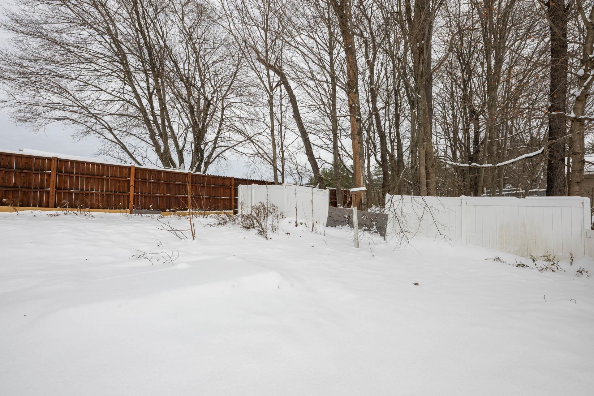 43 Davis Street Claremont, NH 03743 - Photo 30 of 34