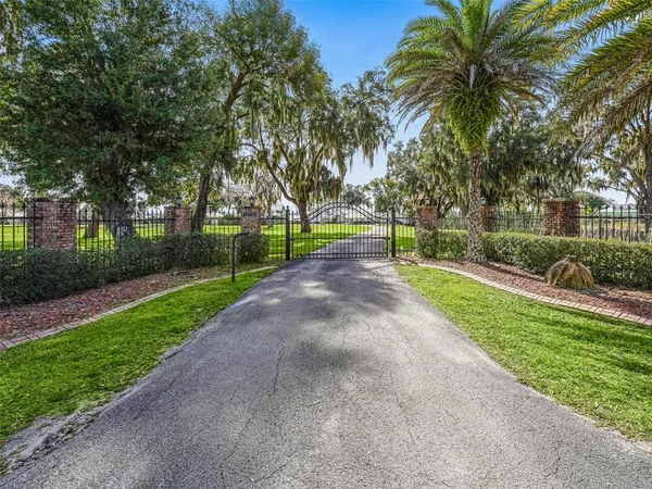 $1,950,000 | 12730 East Highway 25, Ocklawaha, FL 32179