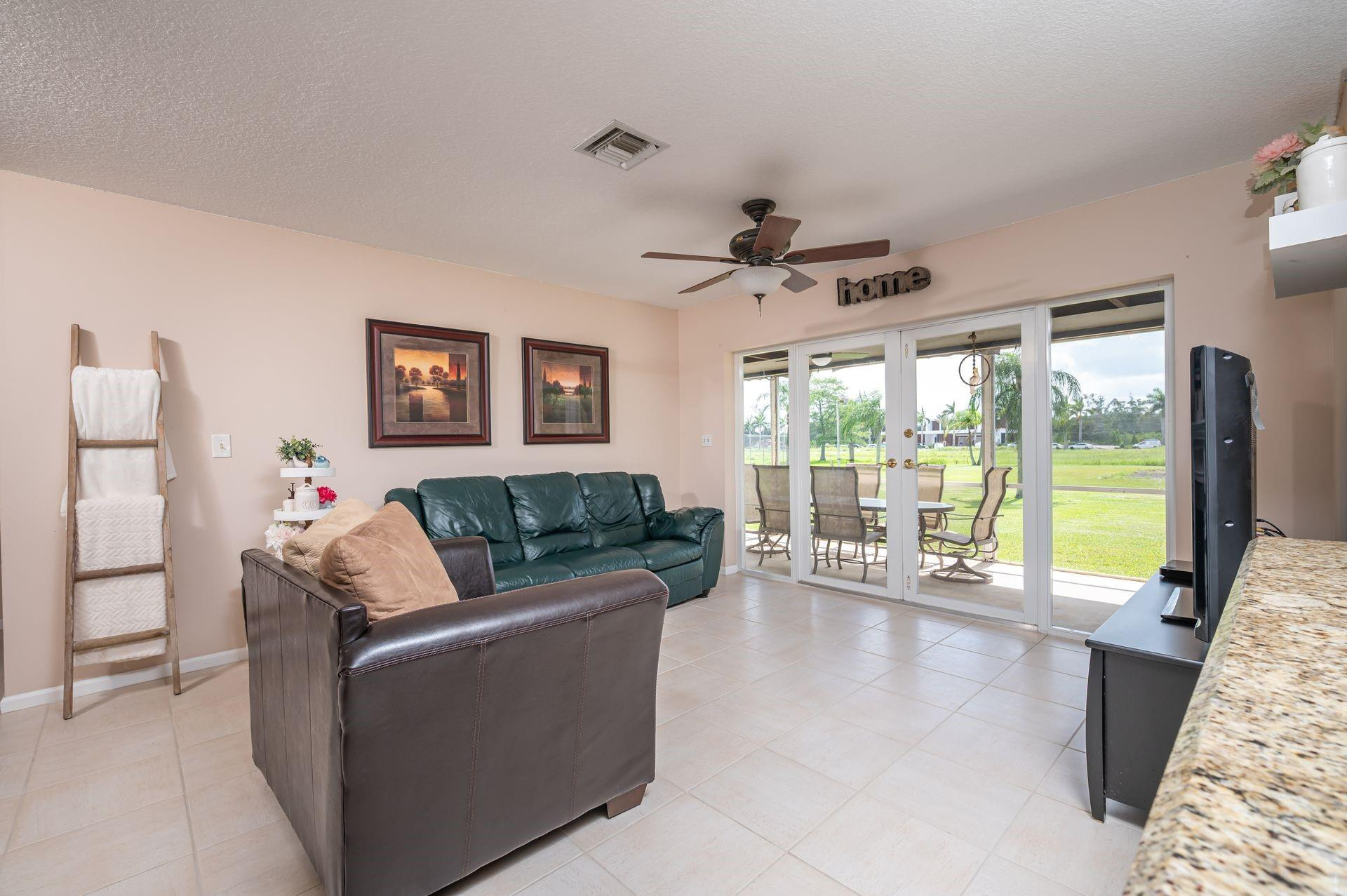 5200 Southwest 186th Avenue Southwest Ranches, FL 33332 - Photo 9 of 38 Photo 9