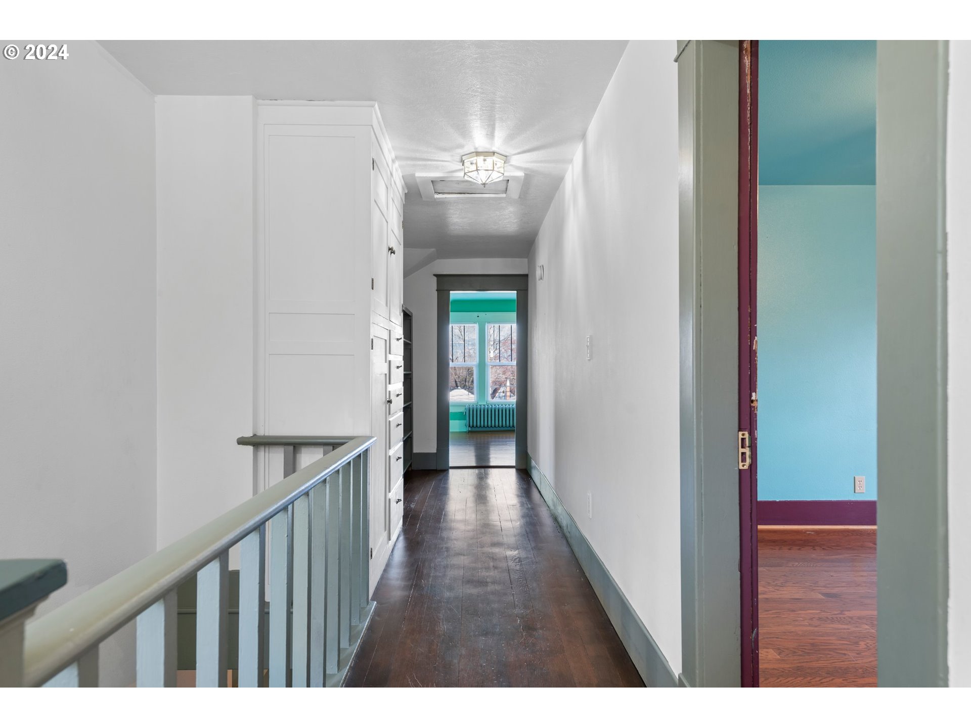 1706 Oak Street La Grande, OR 97850 - Photo 22 of 44 Hallway