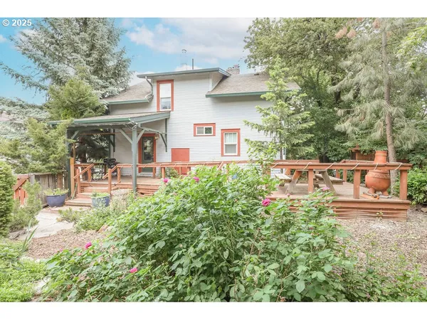 $370,000 | 1706 Oak Street, La Grande, OR 97850