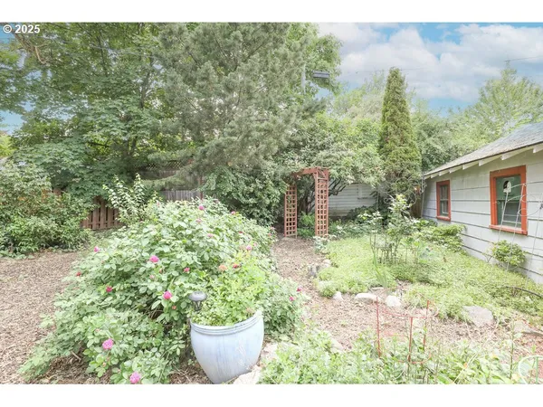 $370,000 | 1706 Oak Street, La Grande, OR 97850