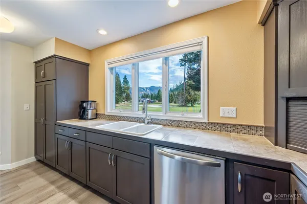 $365,000 | 20795 Kahler Drive, Unit G2, Leavenworth, WA 98826