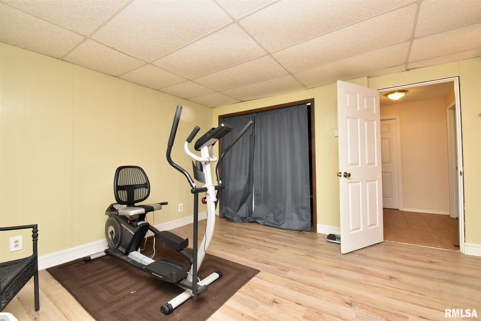 4321 West Castleton Road Peoria, IL 61615 - Photo 33 of 34 Gallery Image 33