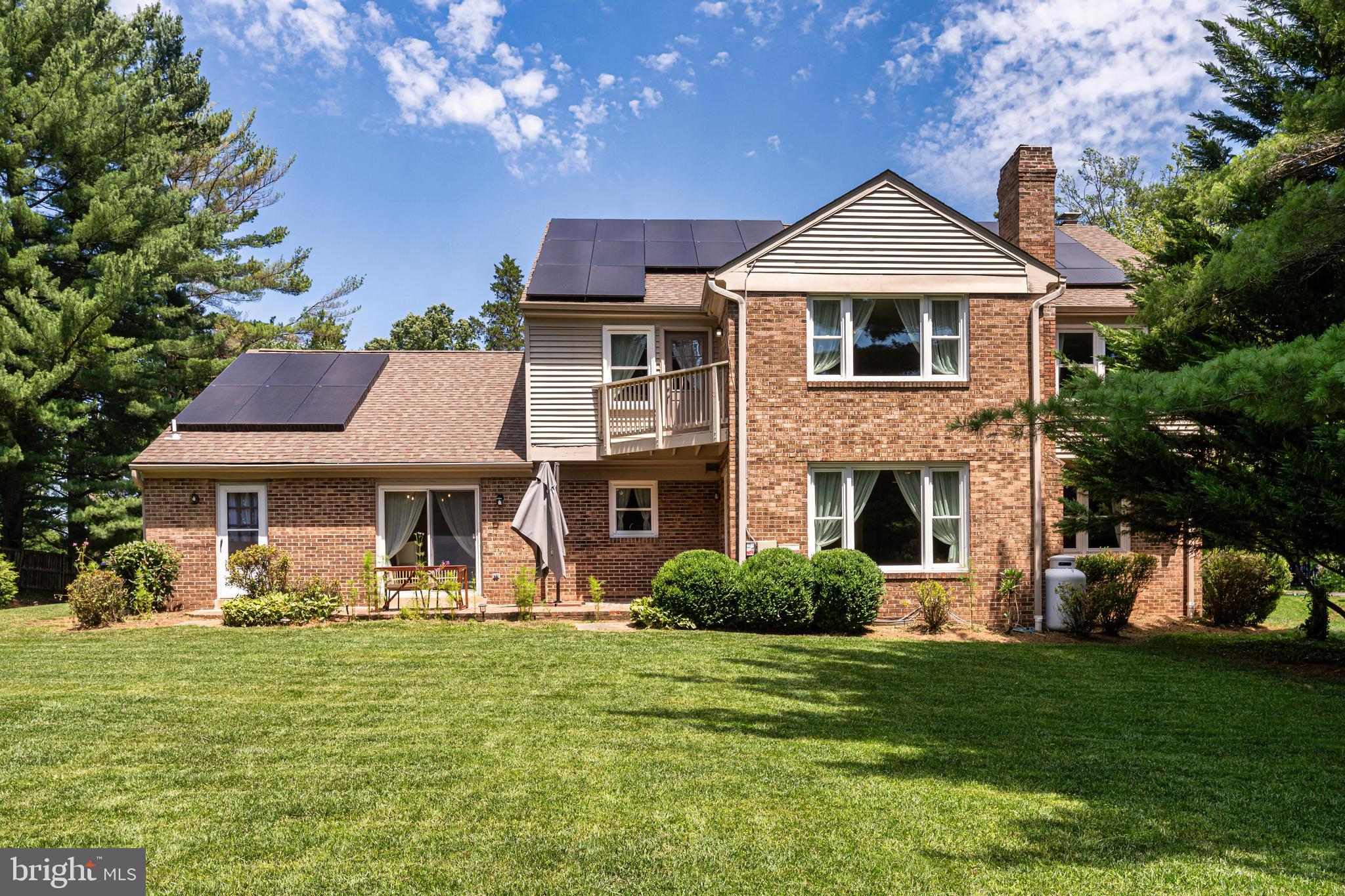 1077 Spring Hill Road McLean, VA 22102 - Photo 50 of 59 Exterior Back