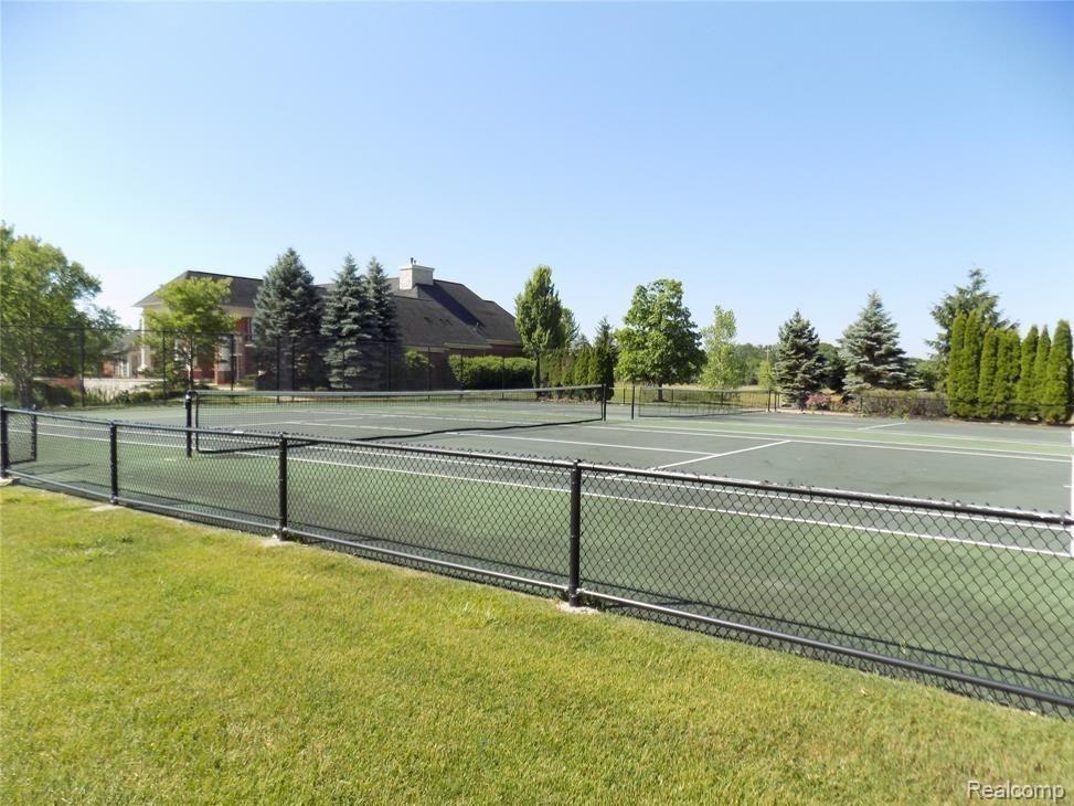 45681 North Stonewood Road, Unit 59 Canton, MI 48187 - Photo 52 of 63